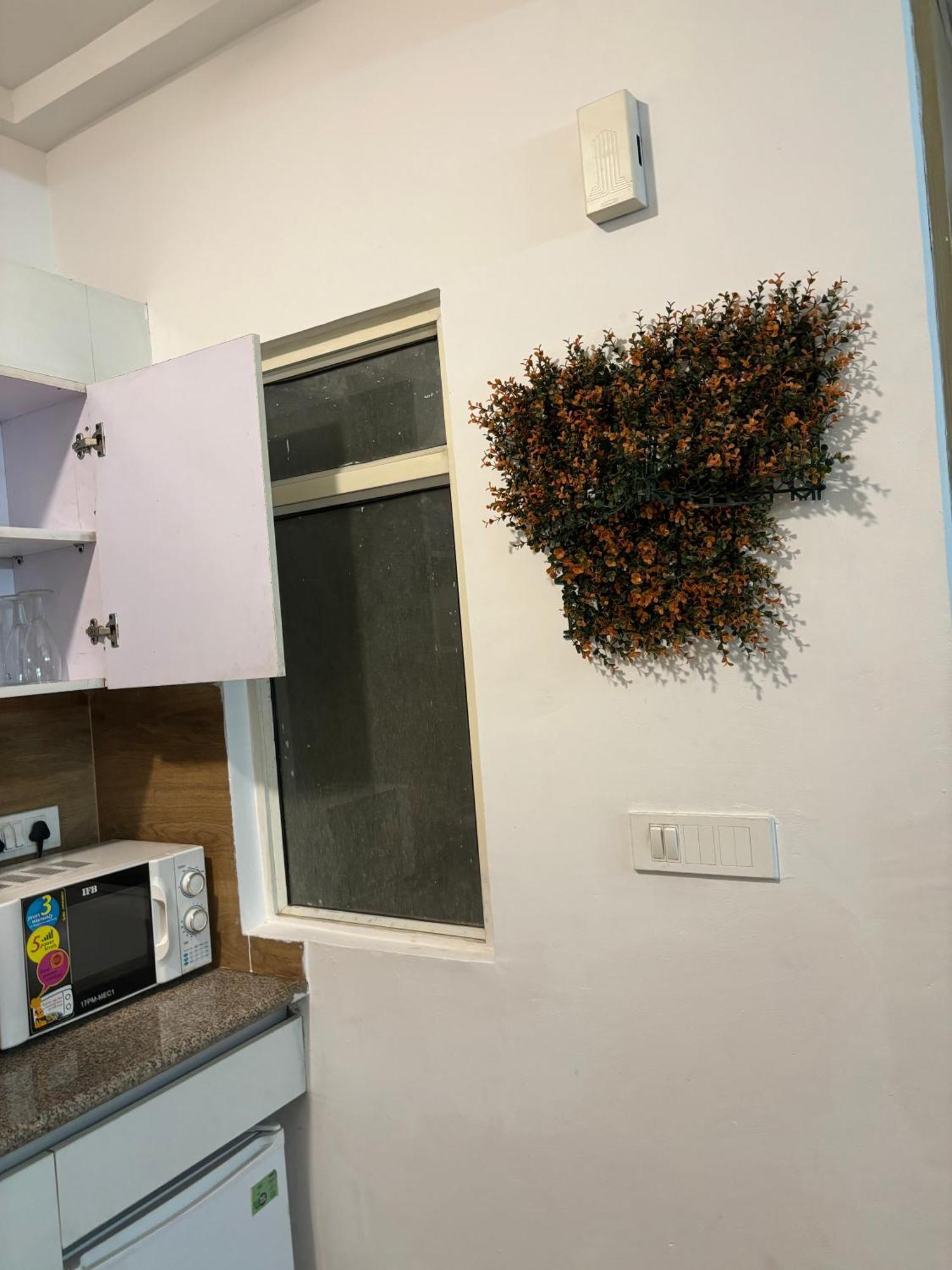 Guti Buti Homes Noida Bagian luar foto