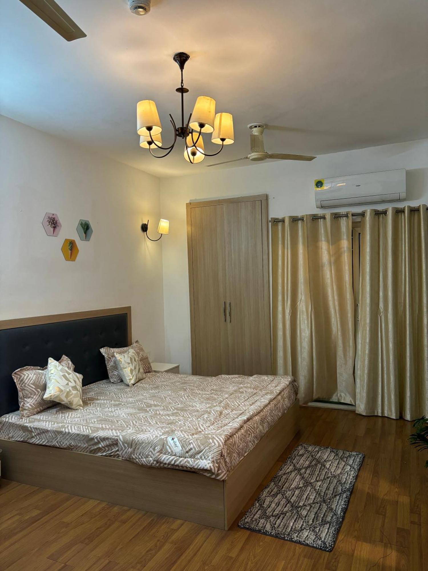 Guti Buti Homes Noida Bagian luar foto